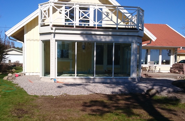 Inglasad tillbyggnad
